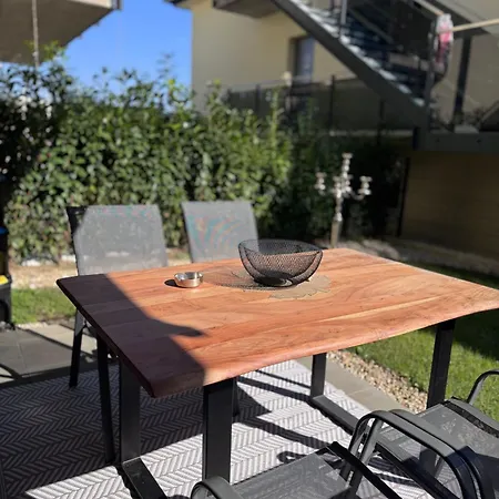 Sorinas Home - Comfortable Apartment Near Graz - Free Parking