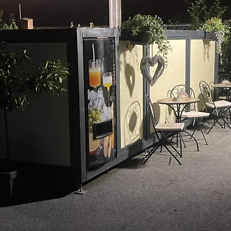 Sorinas Home - Comfortable Apartment Near Graz - Free Parking דירה *